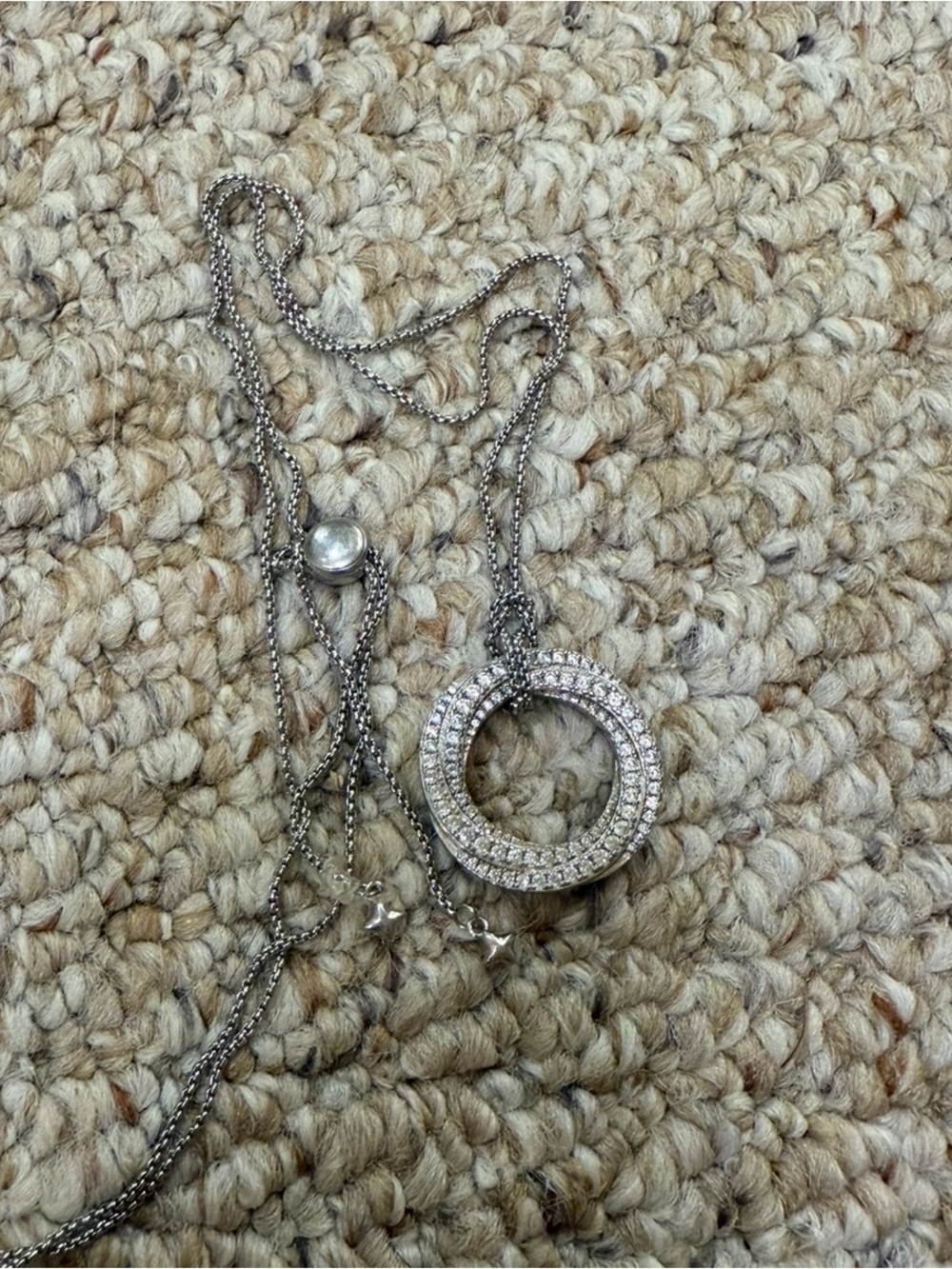 David Yurman PAVÉ CROSSOVER PENDANT NECKLACE
18K White Gold with Diamonds, 30mm